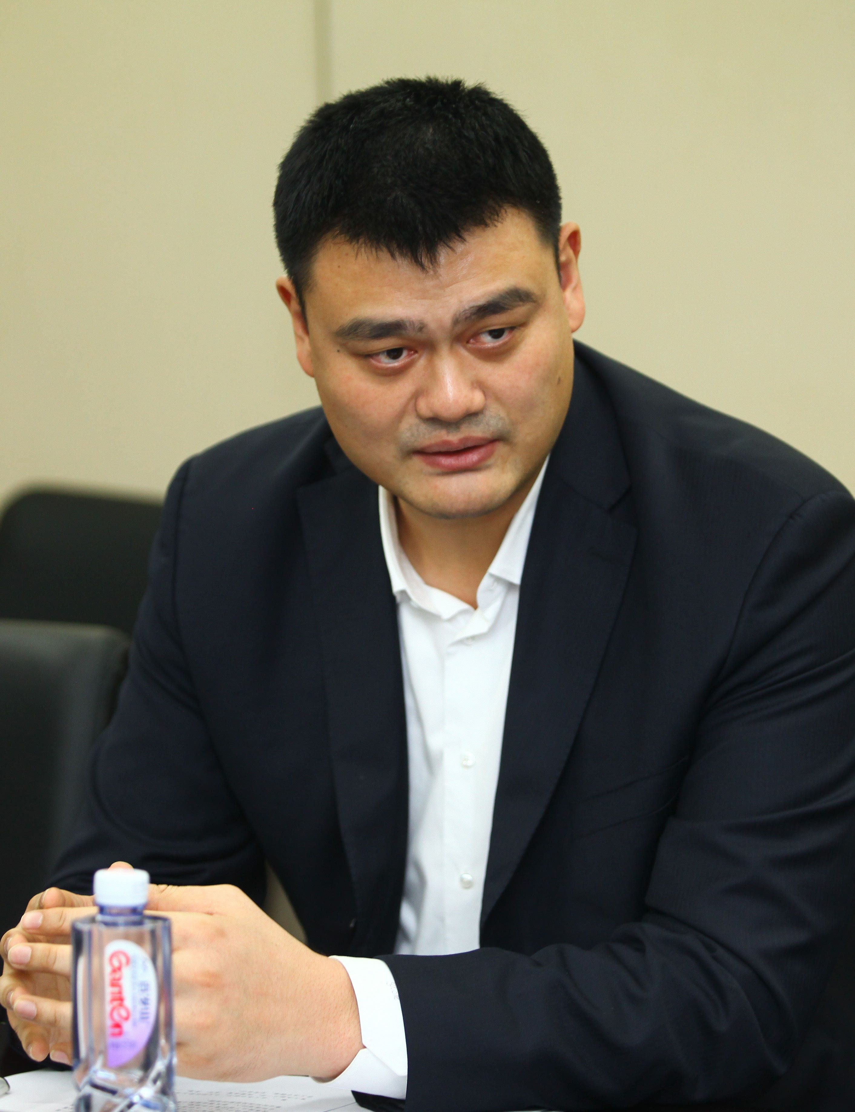 上为俱乐部
